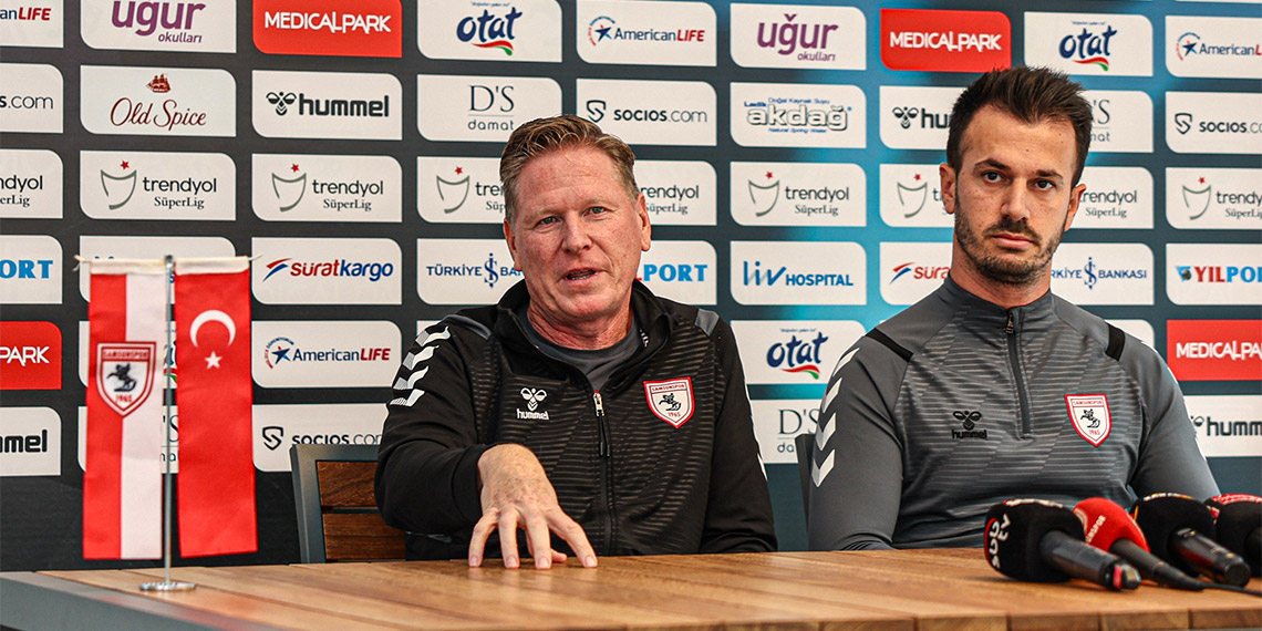 Samsunspor Teknik Direktörü Markus Gisdol, "Adana Demirspor maçından önceki müsabakalarda çok iyi işler çıkarmıştık. Adana Demirspor maçı ile diğer maçlar arasındaki tek fark sadece 3 gol atmamız oldu" dedi.