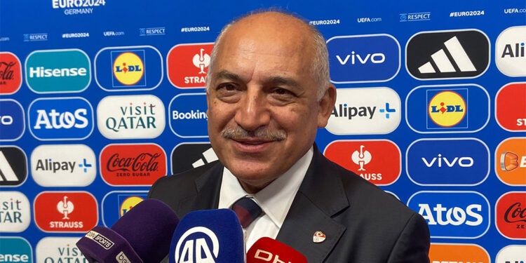 Turnuvanın Almanya'da yapılması avantaj