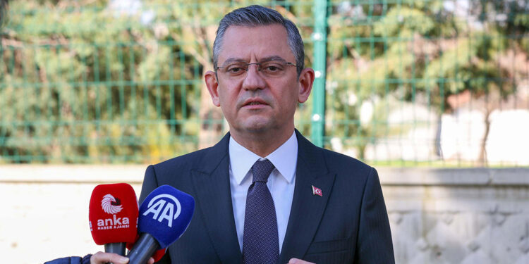 Bildiri imzalamakla şehit gelmiyor olsa 5 bin tane bildiriye imza atayım