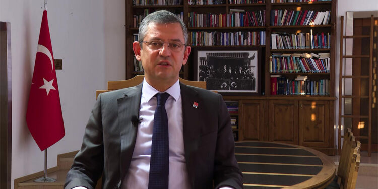 Asla umutsuzluğa kapılmayın, gelecek çok güzel olacak