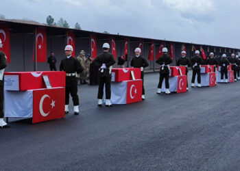 Pençe-Kilit şehitleri memleketlerine uğurlandı
