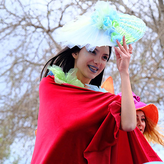 Nisan'da Adana sokakları canlanıyor