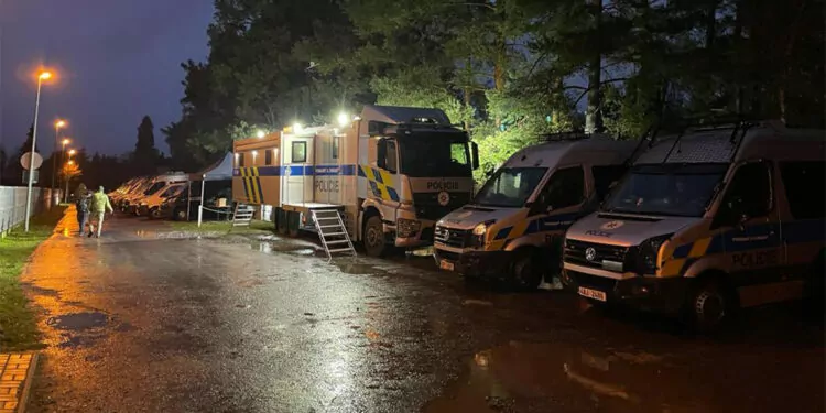 Prag'da 15 kişiyi öldüren saldırgan 2 cinayet daha işlemiş