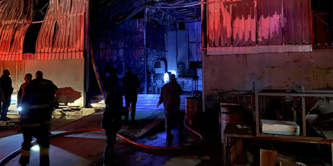 Rize'de Kalkandere OSB'de yangın