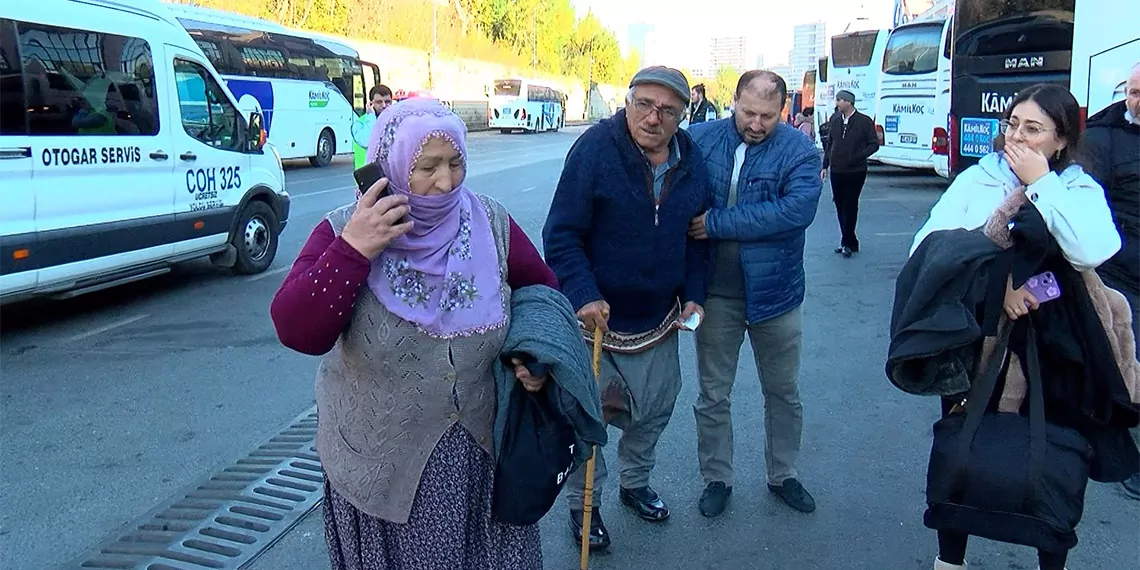 Kuzey marmara otoyolunda meydana gelen kazada 10 kişi hayatını kaybederken, 59 kişi yaralandı. Sakarya'daki kazadan yara almadan kurtulan 10 kişi başka bir otobüsle esenler'deki 15 temmuz demokrasi otogarı'na geldi.  