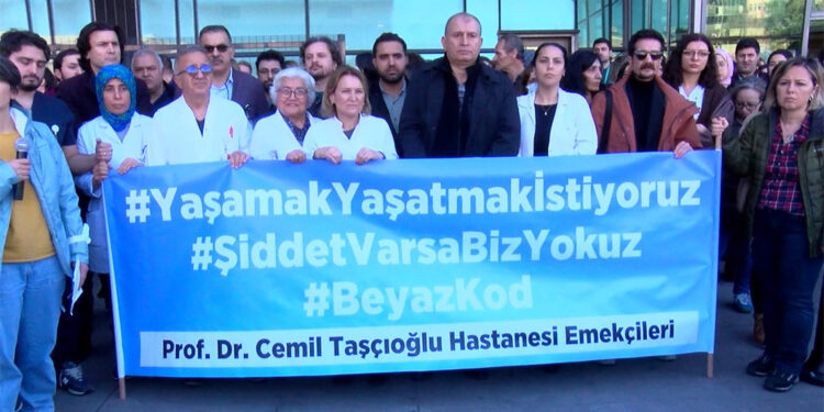 Saldırıya uğrayan doktorun babası adalet istiyor