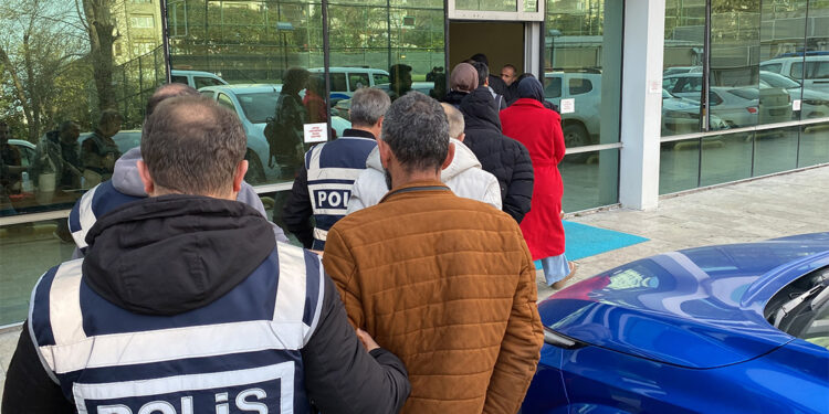 Samsun merkezli 7 ilde dolandırıcılık operasyonu; 13 gözaltı