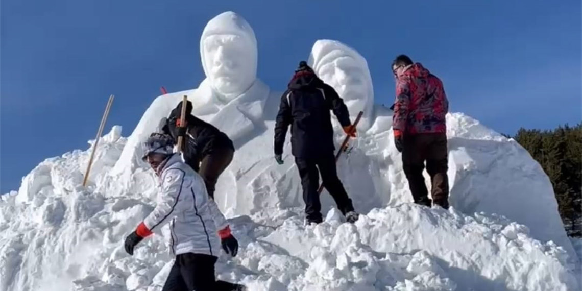 Sarıkamış Şehitleri'nin kardan heykellerinin yapımına başlandı