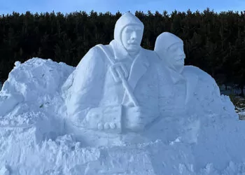 Sarıkamış şehitleri'nin kardan heykellerinin yapımına başlandı
