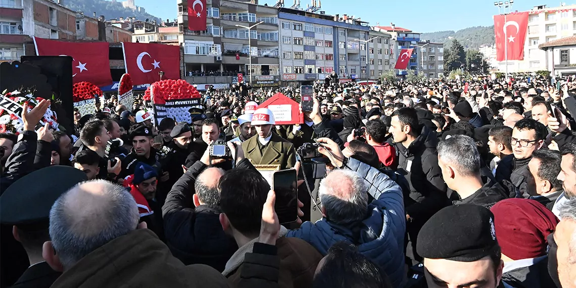 Piyade sözleşmeli er çağatay erenoğlu toprağa verildi