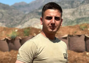 Uzman Çavuş Ahmet Arslan gözyaşları arasında toprağa verildi