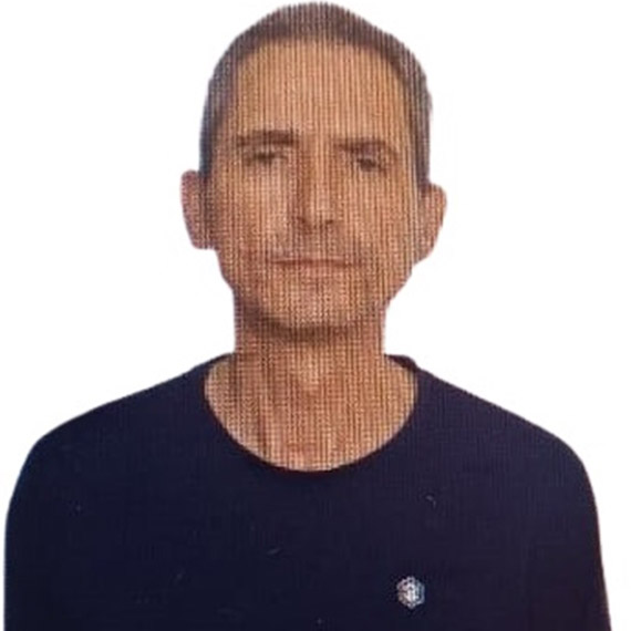 Sevgilisinin yaralayıp, pansuman yaparak 21 gün cinsel saldırıda bulunduğu kadını çektiği mesaj kurtardı.