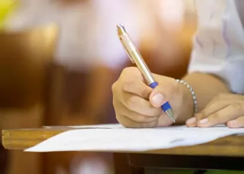 1. 5 milyon aday ücretsiz sınav uygulamalarından yararlandı