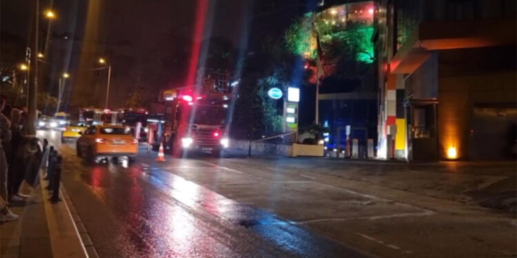 Şişli'de otel yangını