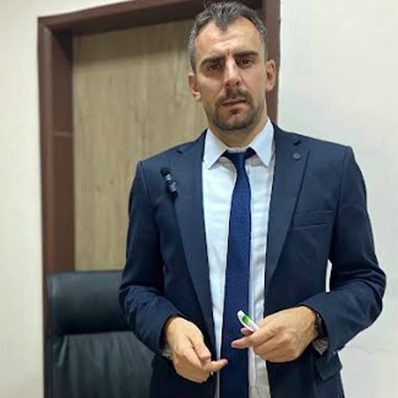 Sosyal medya uygulamasında aşırılıkların yaygınlaşması tehlike oluşturuyor