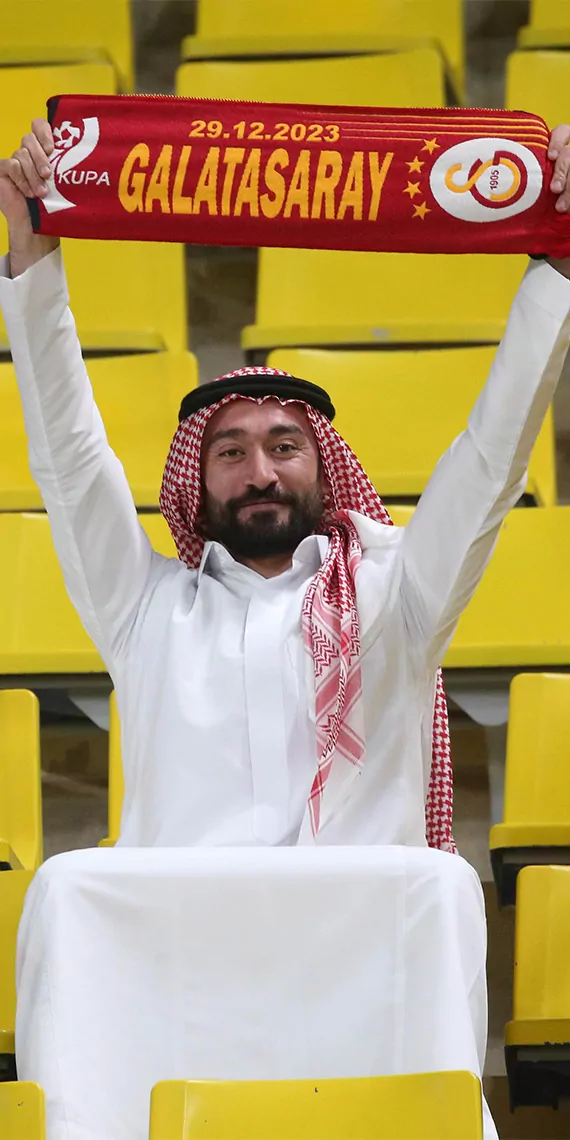 Suudi arabistandaki super kupa maci baslayamadi 7381 dhaphoto7 - yazarlar - haberton