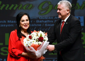 Türkan Şoray Cahit Irgat'ı anma gecesine katıldı