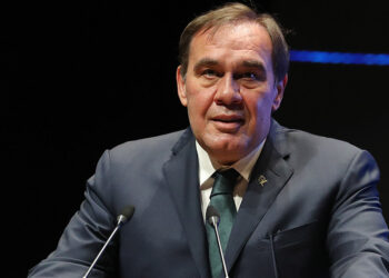 Yıldırım Demirören Beşiktaş başkanlığına aday olmayacak