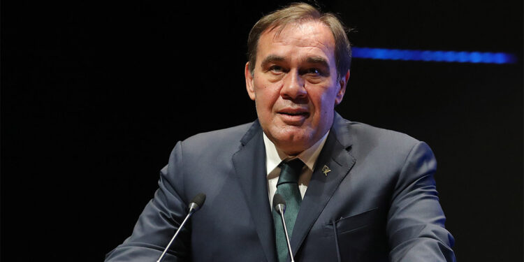 Yıldırım Demirören Beşiktaş başkanlığına aday olmayacak