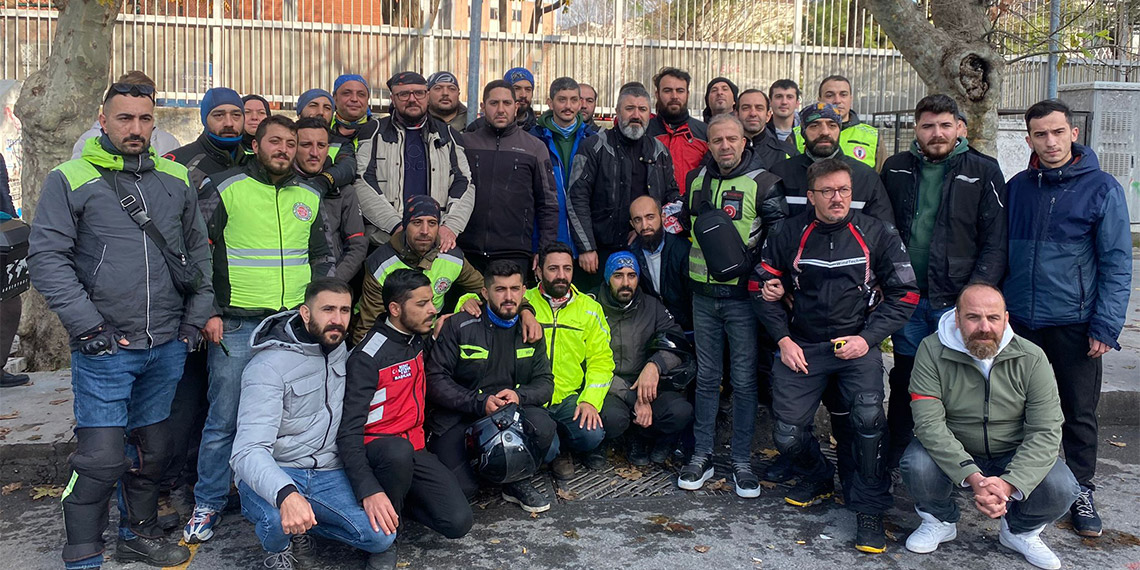 Yüzlerce motokurye Zincirlikuyu'dan Çağlayan'a 'Yunus Emre Göçer için adalet sürüşü' düzenleyerek basın açıklaması yaptı.