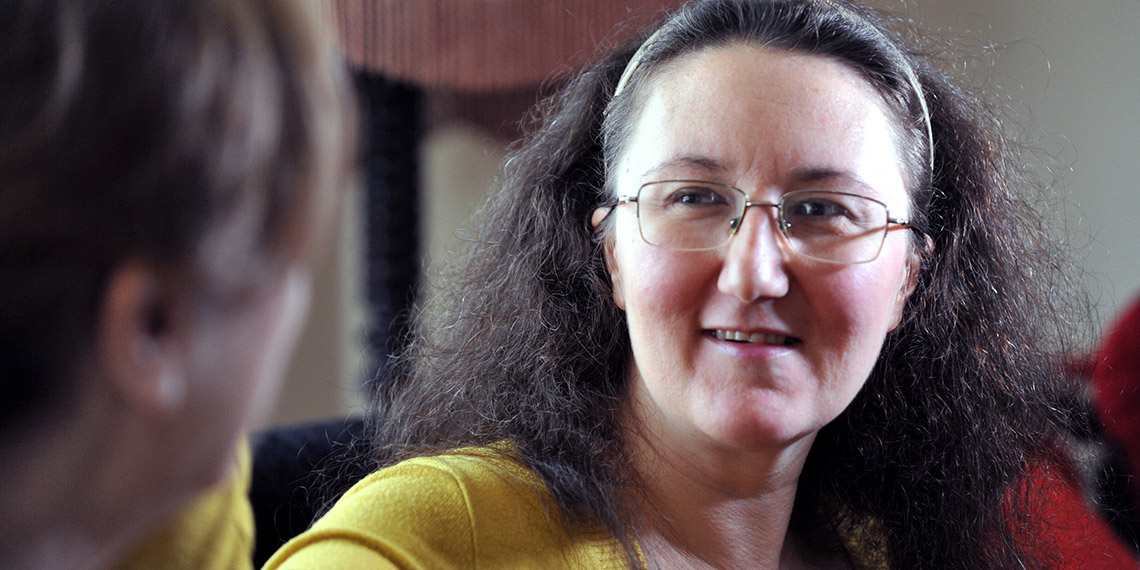 Bursa’da Neslihan Köse (42), 22 yıl sonra bitkisel hayattan çıkıp ikinci yaşamına başladı. Anlık hafızası yeniden oluşturulan Neslihan’ın unutmadığı tek şey ise şarkılar. Neslihan’ın en büyük hayali ise en sevdiği sanatçı olan Tarkan ile aynı sahneyi paylaşıp, onunla şarkı söylemek.