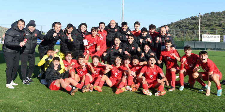22'nci Ege Kupası'nda şampiyon Türkiye