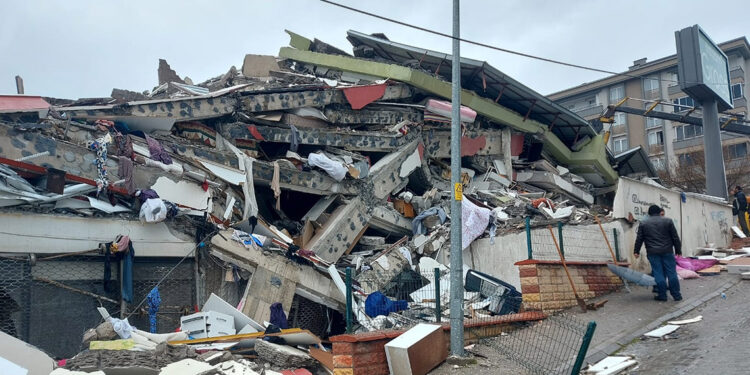 44 kişinin öldüğü 'Said Bey Sitesi' davasında tahliye