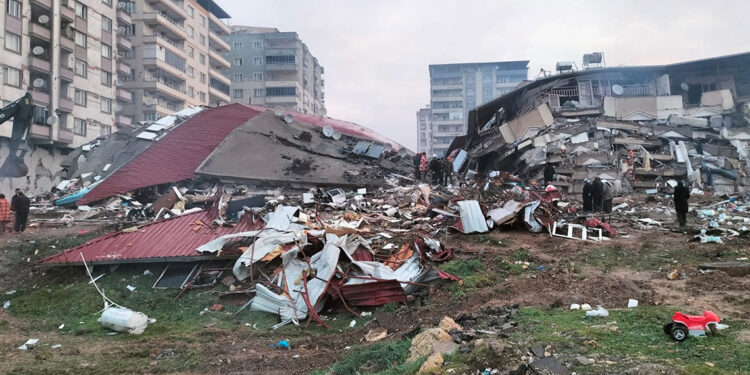 52 kişinin öldüğü 'Reyyan Apartmanı’ davası başladı