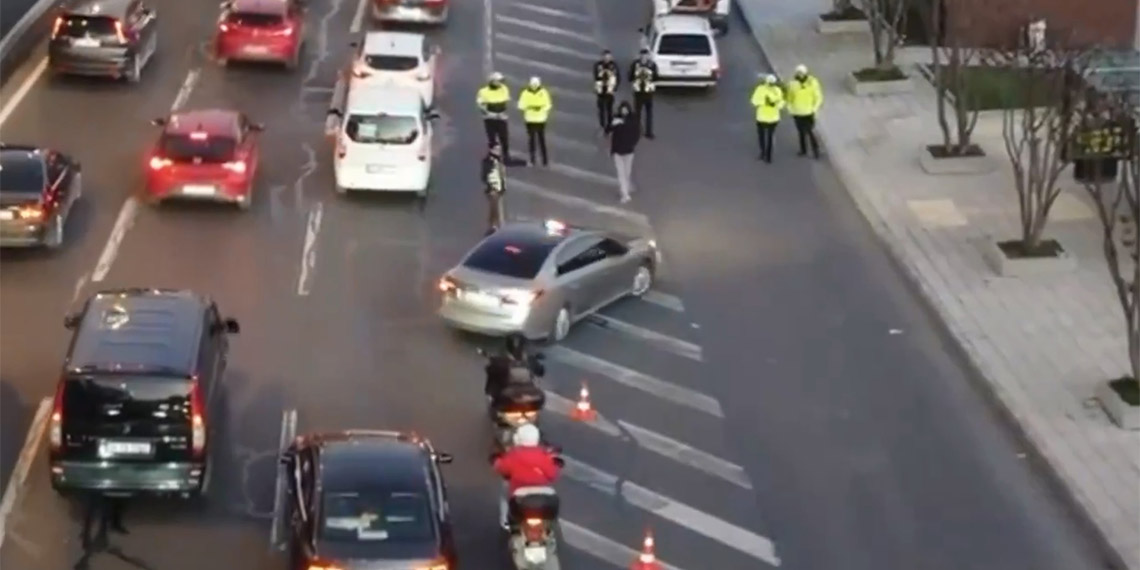 81 ilde çakar lamba denetimi