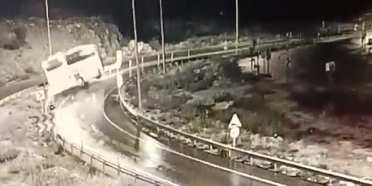 9 kişinin öldüğü kazada şoför hız sınırını 3 kat aşmış