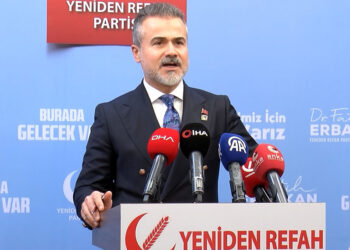 AK Parti ile Yeniden Refah Partisi arasındaki görüşmeler kesildi