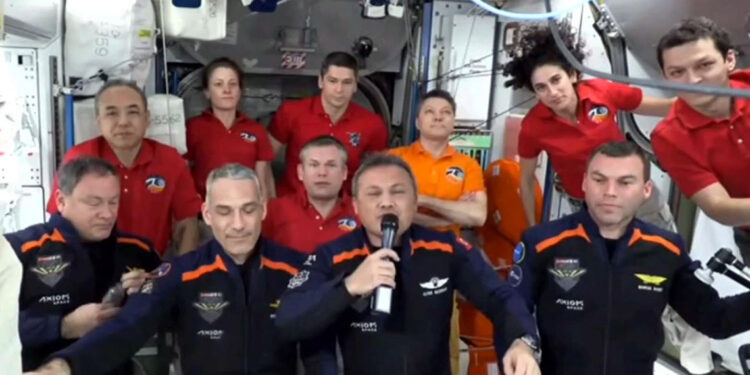 Alper Gezeravcı uzaydan, öğrencilerle görüşecek