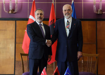 Bakan Fidan, Arnavutluk Başbakanı Rama ile görüştü