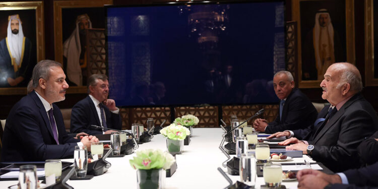 Bakan Fidan, Prens Hasan Bin Tallal ile görüştü