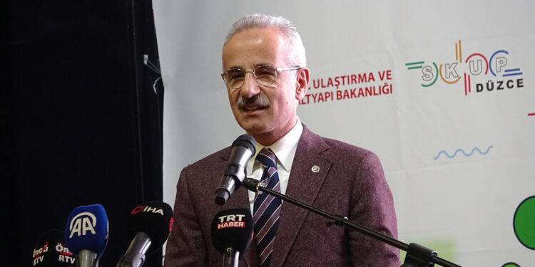 Bakan Uraloğlu: Son 21 yıla 100 yıllık işler sığdırdık