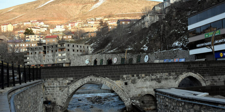 Bitlis'in tarihi dokusu gün yüzüne çıkarıldı