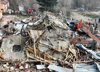 Büyük bir seferberlik ile 3-5 senede deprem riskini azaltabiliriz