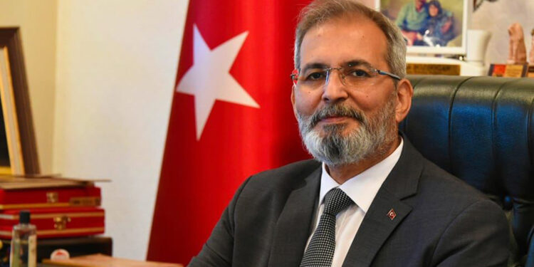 CHP'li Tarsus Belediye Başkanı partisinden istifa etti