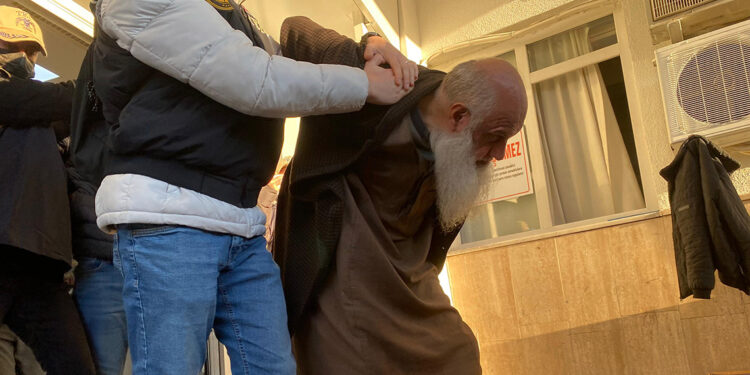 Casusluk operasyonunda gözaltına alınanlar adliyede