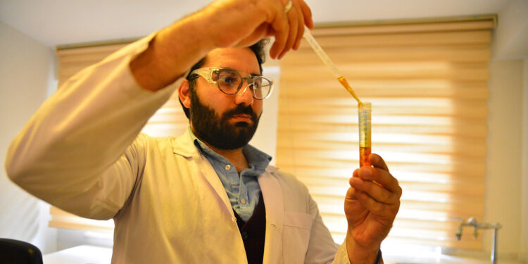 Çimento üretiminde sera gazı salınımı azaltan proje