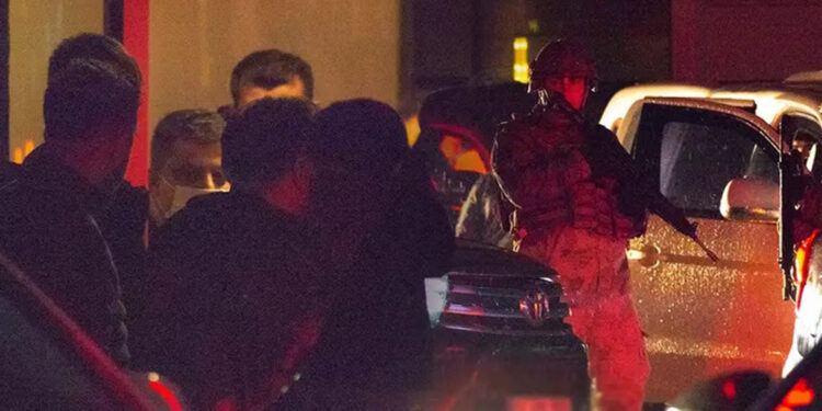 Demirtaş hastaneye kaldırılan annesiyle görüştürüldü