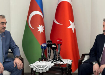Destici, Azerbaycan Büyükelçisi'ni ziyaret etti