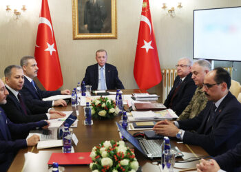 Dolmabahçe'de güvenlik zirvesi