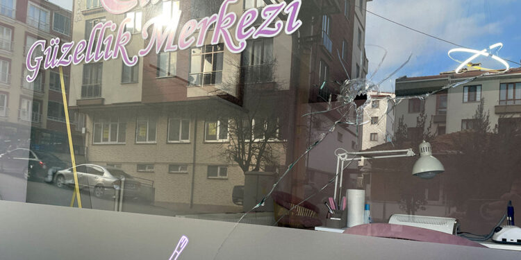 Edirne'de, güzellik merkezine silahlı saldırı