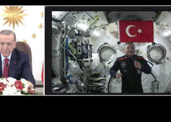 Erdoğan Alper Gezeravcı ile görüştü