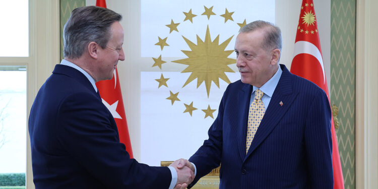 Erdoğan İngiltere Dışişleri Bakanı'nı kabul etti