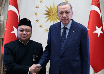 Erdoğan'a, büyükelçilerin güven mektuplarını kabul etti