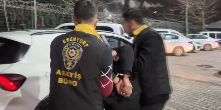 Esenyurt'ta 10 kişiyi bıçaklayan saldırgan yakalandı