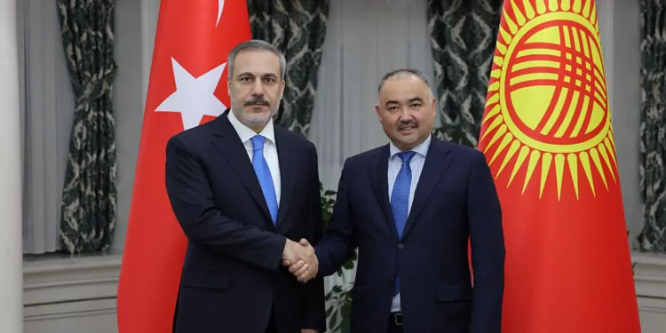 Fidan, kırgızistan meclis başkanı ile görüştü