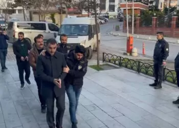 Gazetecileri darbeden şüpheliler tutuklandı